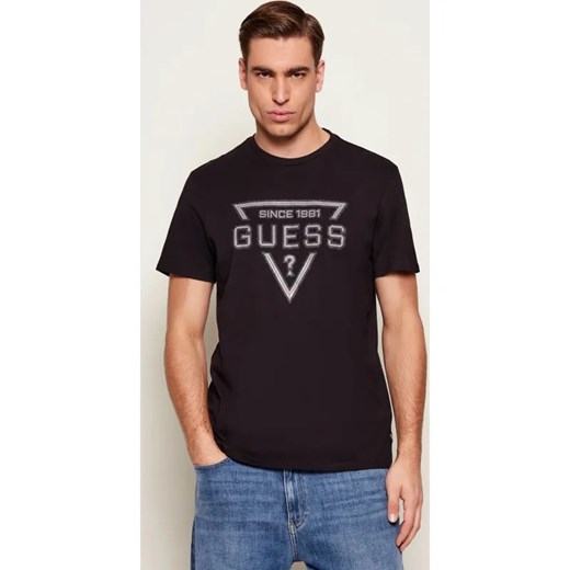 GUESS T-shirt PAINTED TRIANGLE | Regular Fit ze sklepu Gomez Fashion Store w kategorii T-shirty męskie - zdjęcie 187616361