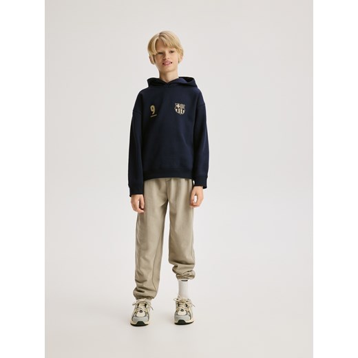Reserved - Bluza FC Barcelona Lewandowski - granatowy ze sklepu Reserved w kategorii Bluzy chłopięce - zdjęcie 187616762