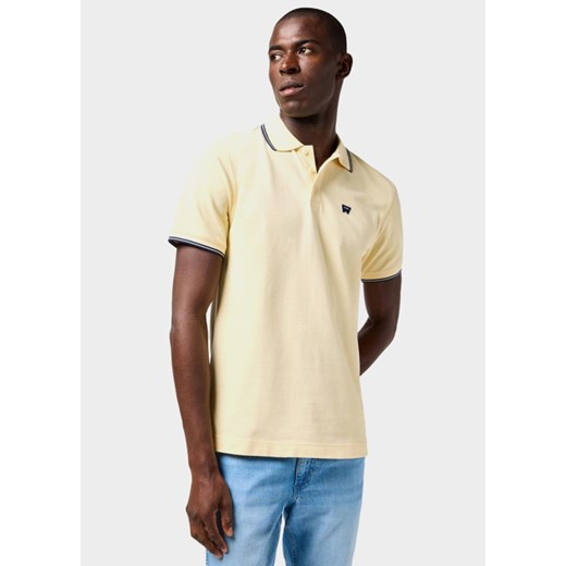 MESKA KOSZULKA WRANGLER POLO SHIRT BANANA CREPE 112362826 ze sklepu YouNeedit.pl w kategorii T-shirty męskie - zdjęcie 187618870