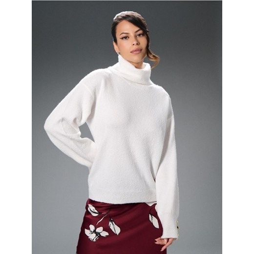 Sinsay - Golf ze zdrobieniami na rękawach - biały ze sklepu Sinsay w kategorii Swetry damskie - zdjęcie 187619554