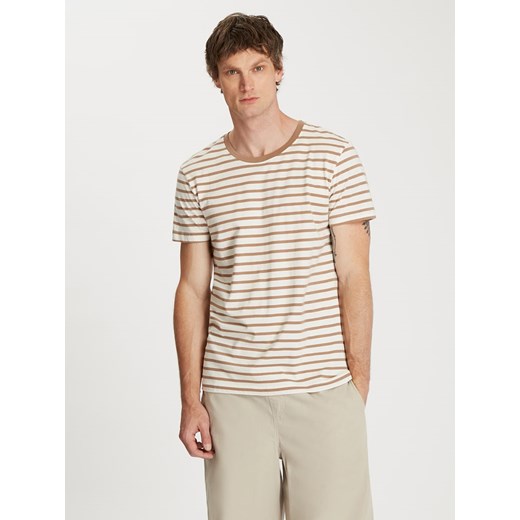 Cross Jeans Koszulka w kolorze beżowo-kremowym ze sklepu Limango Polska w kategorii T-shirty męskie - zdjęcie 187627353