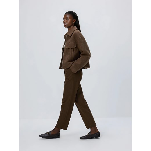 Reserved - Spodnie cygaretki - oliwkowy ze sklepu Reserved w kategorii Spodnie damskie - zdjęcie 187633014