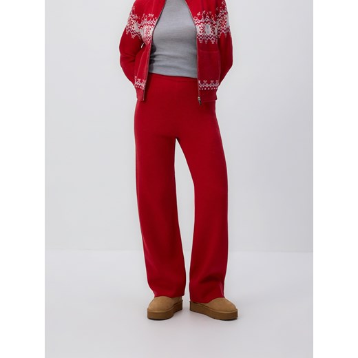 Reserved - Dzianinowe spodnie - czerwony ze sklepu Reserved w kategorii Spodnie damskie - zdjęcie 187633994