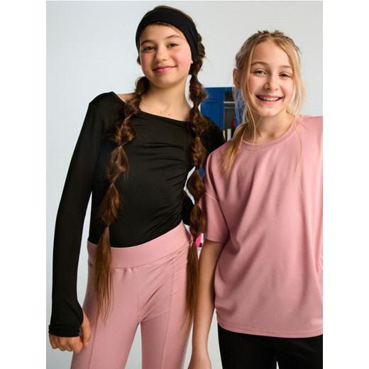 Sinsay - Sportowe body basic z długim rękawem - czarny ze sklepu Sinsay w kategorii Bluzki dziewczęce - zdjęcie 187634530