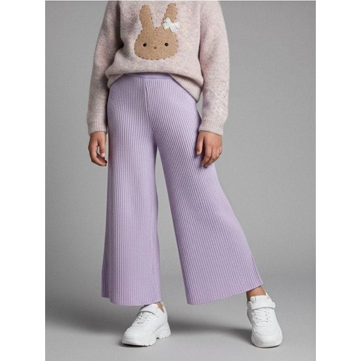 Sinsay - Prążkowane spodnie wide leg - fioletowy ze sklepu Sinsay w kategorii Spodnie dziewczęce - zdjęcie 187636843