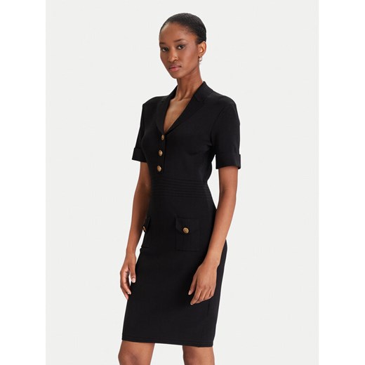Guess Sukienka dzianinowa W5YK29 Z0130 Czarny Slim Fit ze sklepu MODIVO w kategorii Sukienki - zdjęcie 187638964