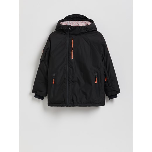 Reserved - Ocieplana kurtka z kapturem - czarny ze sklepu Reserved w kategorii Kurtki chłopięce - zdjęcie 187640882