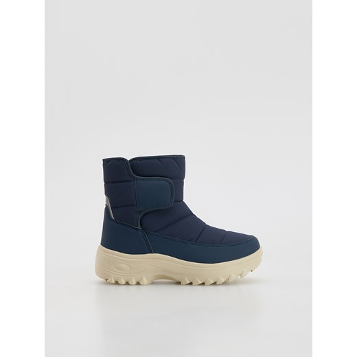 Reserved - Śniegowce z hydrofobowej tkaniny - granatowy ze sklepu Reserved w kategorii Buty zimowe dziecięce - zdjęcie 187644901