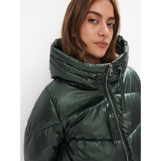 Mohito - Zimowa pikowana kurtka - ciemny zielony ze sklepu Mohito w kategorii Kurtki damskie - zdjęcie 187649502