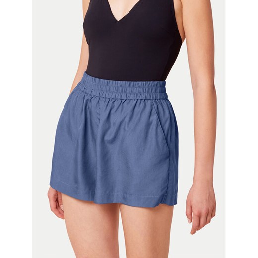 Triumph Szorty materiałowe Beach MyWear 10218548 Niebieski Regular Fit ze sklepu MODIVO w kategorii Szorty - zdjęcie 187653482