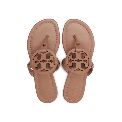 Tory Burch Japonki Miller 21168647 Beżowy ze sklepu MODIVO w kategorii Klapki damskie - zdjęcie 187664991