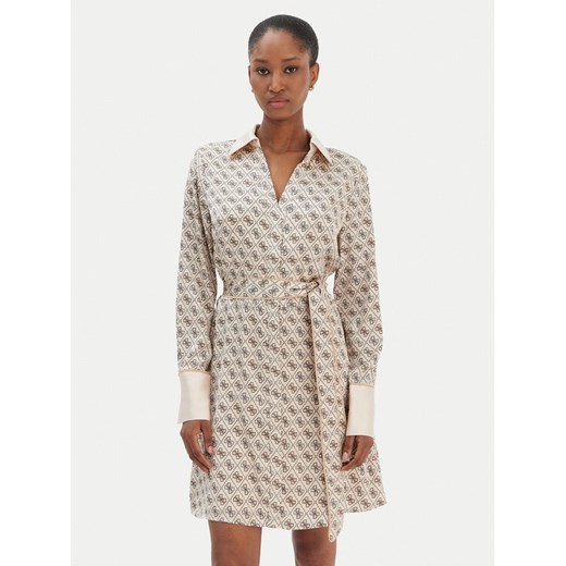 Guess Sukienka koszulowa W6RK90 WF1T2 Beżowy Regular Fit ze sklepu MODIVO w kategorii Sukienki - zdjęcie 187666894