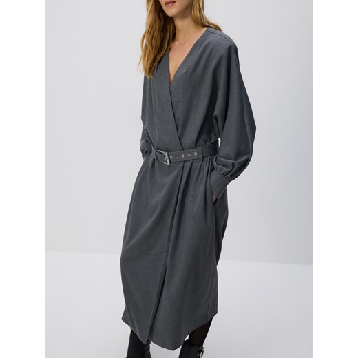 Reserved - Sukienka z paskiem - ciemnoszary ze sklepu Reserved w kategorii Sukienki - zdjęcie 187669500