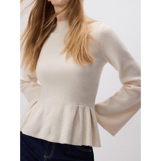 Reserved - Sweter z baskinką - kremowy ze sklepu Reserved w kategorii Bluzki damskie - zdjęcie 187670764