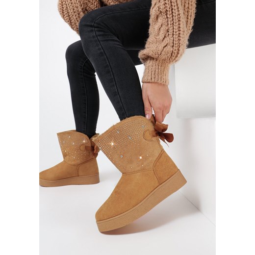 Ciemnobeżowe Śniegowce Stikine ze sklepu born2be.pl w kategorii Śniegowce damskie - zdjęcie 187673712