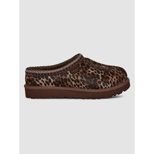 UGG Skórzane kapcie &quot;Tasman Caspian&apos;&apos; w kolorze brązowo-czarnym ze sklepu Limango Polska w kategorii Kapcie damskie - zdjęcie 187674992
