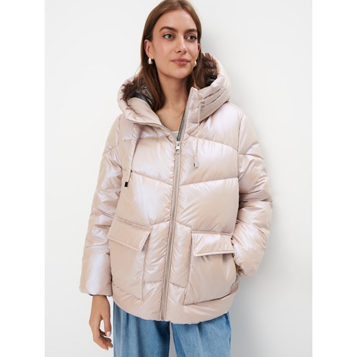 Mohito - Zimowa pikowana kremowa kurtka - kremowy ze sklepu Mohito w kategorii Kurtki damskie - zdjęcie 187680421