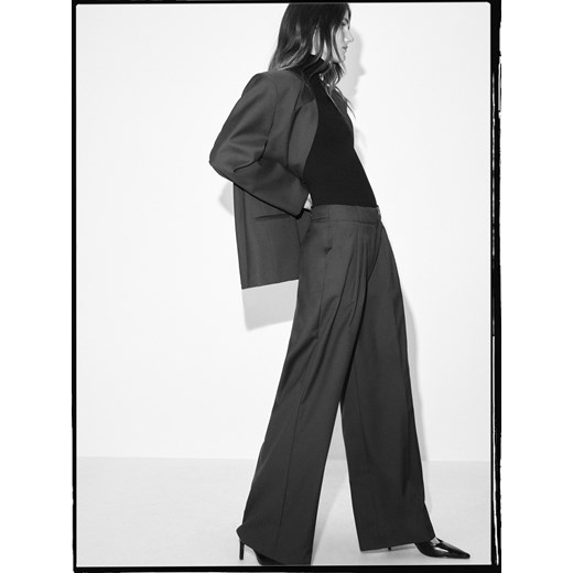 Reserved - Szerokie spodnie z wełną - zielony ze sklepu Reserved w kategorii Spodnie damskie - zdjęcie 187683882