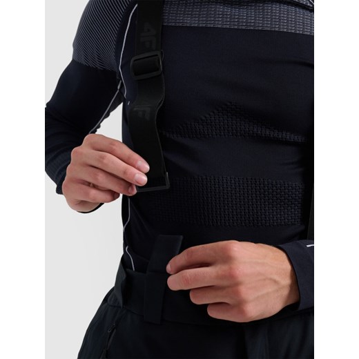 Męskie spodnie narciarskie 4F 4FWAW25TFTRM0928 - czarne S Sportstylestory.com