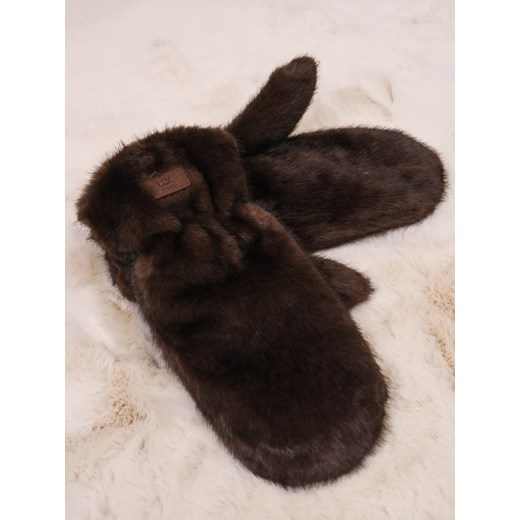 RĘKAWICZKI ZIMOWE FUTRZANE NA JEDEN PALEC Z LOGO- CIEMNY BRĄZ ze sklepu olika.com.pl w kategorii Rękawiczki damskie - zdjęcie 187690092