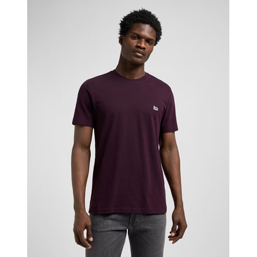 MESKA KOSZULKA LEE SS PATCH LOGO TEE DEEP WINE 112370738 ze sklepu YouNeedit.pl w kategorii T-shirty męskie - zdjęcie 187690430