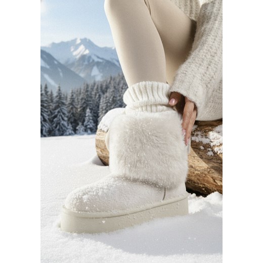 Beżowe Śniegowce za Kostkę Mocno Ocieplane z Futerkiem na Platformie Reilanna ze sklepu born2be.pl w kategorii Śniegowce damskie - zdjęcie 187696692