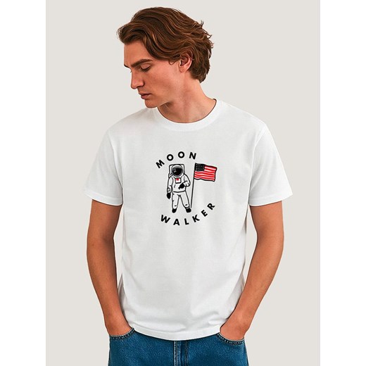 WOOOP Koszulka &quot;Moon walker&quot; w kolorze białym ze sklepu Limango Polska w kategorii T-shirty męskie - zdjęcie 187711064