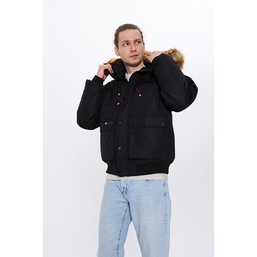 CANADA weather gear Kurtka zimowa w kolorze czarnym ze sklepu Limango Polska w kategorii Kurtki męskie - zdjęcie 187736143