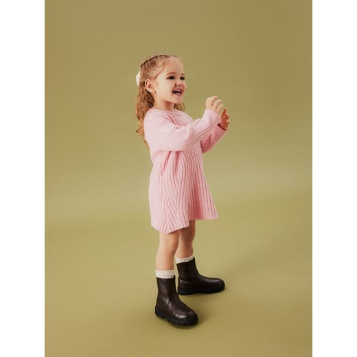 name it Sukienka dzianinowa &quot;Rikine&quot; w kolorze jasnoróżowym ze sklepu Limango Polska w kategorii Sukienki dziewczęce - zdjęcie 187743913