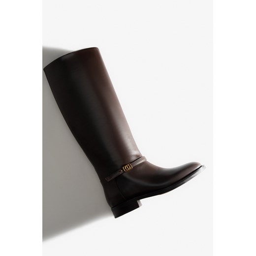Estro: Wysokie ciemnobrązowe kozaki damskie ze skóry naturalnej ze złotą sprzączką ze sklepu Estro w kategorii Kozaki damskie - zdjęcie 187745721