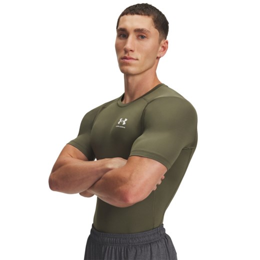 Męska koszulka treningowa UNDER ARMOUR UA HG Armour Comp SS - khaki ze sklepu Sportstylestory.com w kategorii T-shirty męskie - zdjęcie 187746491