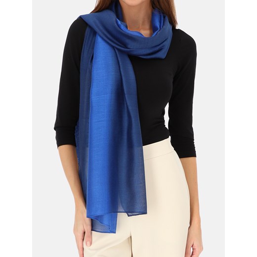 Niebieski szal jedwabno-bawełniany ombre Potis & Verso ze sklepu Eye For Fashion w kategorii Szaliki i chusty damskie - zdjęcie 187760994