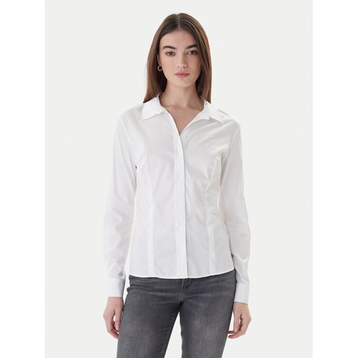 Guess Koszula W2YH41 WAF10 Biały Slim Fit ze sklepu MODIVO w kategorii Koszule damskie - zdjęcie 187778320
