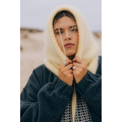 Wool Fluffy Balaclava - Mellow Yellow ze sklepu Surf Inc w kategorii Czapki zimowe damskie - zdjęcie 187780371