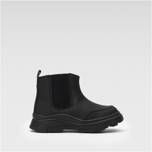 Botki Action Boy AVO-326-002 ze sklepu ccc.eu w kategorii Buty zimowe dziecięce - zdjęcie 187784073