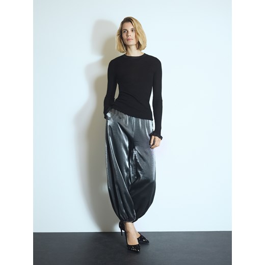 Reserved - Spodnie z wiskozą - szary ze sklepu Reserved w kategorii Spodnie damskie - zdjęcie 187784202