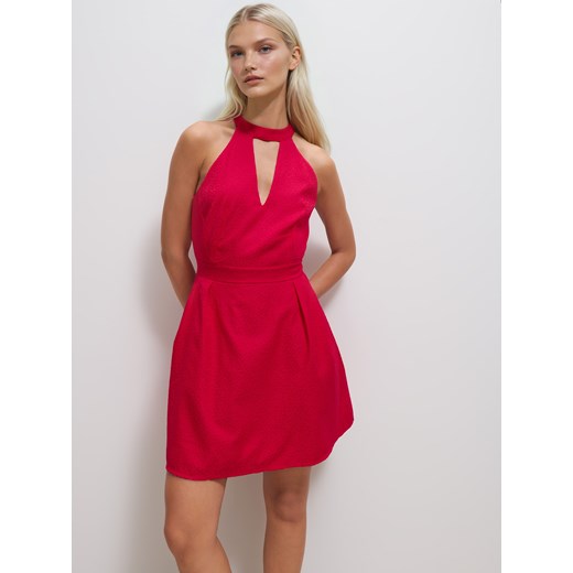 Mohito - Sukienka mini z dekoltem halter - fuksjowy ze sklepu Mohito w kategorii Sukienki - zdjęcie 187798421