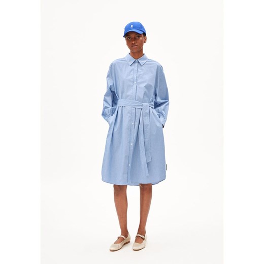 armedangels Sukienka koszulowa &quot;Suriaana&quot; w kolorze błękitno-białym ze sklepu Limango Polska w kategorii Sukienki - zdjęcie 187801953