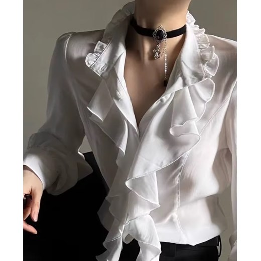 Damska koszula z ozdobną falbaną - Biały S ze sklepu Intimica.pl w kategorii Koszule damskie - zdjęcie 187802951