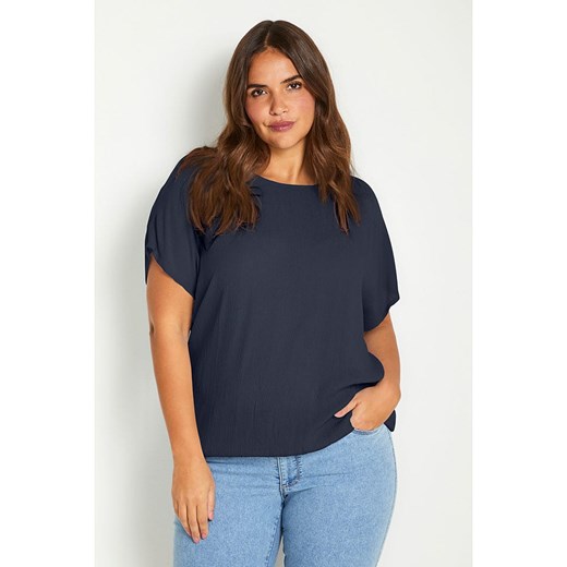 KAFFE curve Koszulka &quot;Ami&quot; w kolorze granatowym ze sklepu Limango Polska w kategorii Bluzki damskie - zdjęcie 187810610