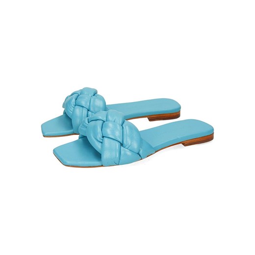 MELVIN &amp; HAMILTON Skórzane klapki &quot;Brooke&quot; w kolorze błękitnym ze sklepu Limango Polska w kategorii Klapki damskie - zdjęcie 187811470