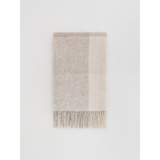 Reserved - Szalik w kratę z frędzlami - kremowy ze sklepu Reserved w kategorii Szaliki i chusty damskie - zdjęcie 187831744