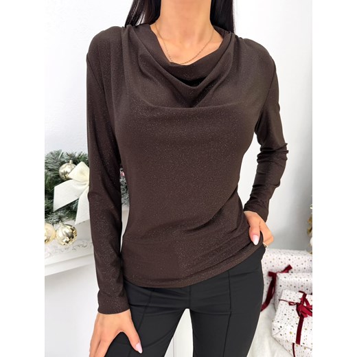 Ciemnobrązowa Połyskująca Bluzka z Lejącym Dekoltem ze sklepu ModnaKiecka.pl w kategorii Bluzki damskie - zdjęcie 187847171