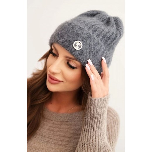 Zimowa czapka damska szara ze sklepu intimiti.pl w kategorii Czapki zimowe damskie - zdjęcie 187858380