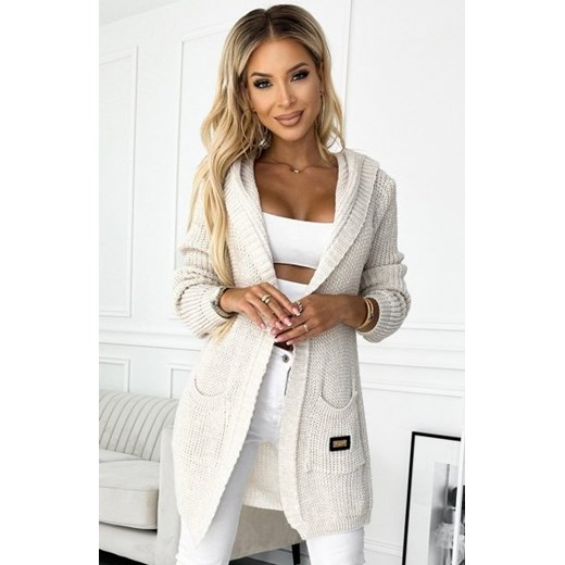 Numoco 488-1 kardigan - narzutka z kapturem, kieszonkami i naszywką ze sklepu intimiti.pl w kategorii Swetry damskie - zdjęcie 187865552