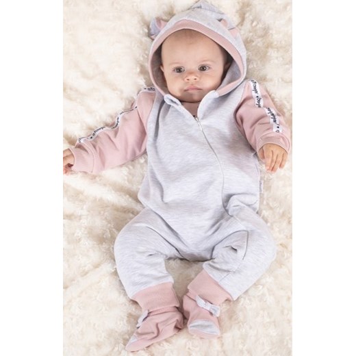 Pajac dresowy dla dziewczynki z uszkami ze sklepu intimiti.pl w kategorii Pajacyki - zdjęcie 187866610