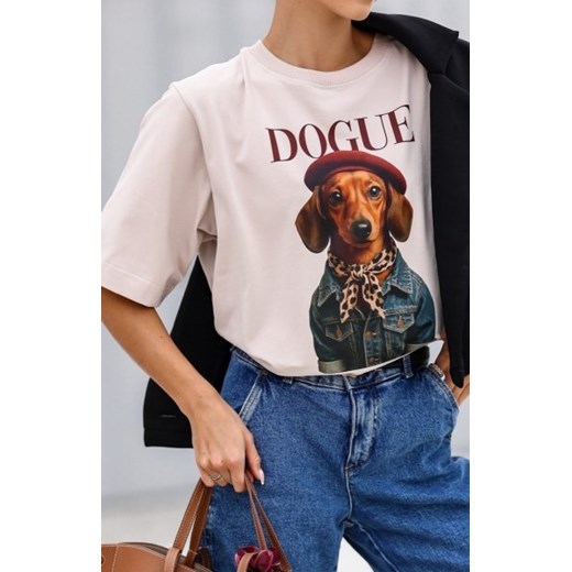 Oversizowy t-shirt damski Dogue beżowy ze sklepu intimiti.pl w kategorii Bluzki damskie - zdjęcie 187880022