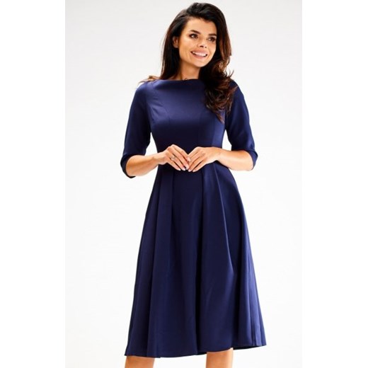 Awama A620 sukienka midi z zakładkami granatowa ze sklepu intimiti.pl w kategorii Sukienki - zdjęcie 187881060