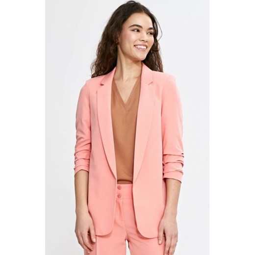 Nife marynarka z rękawem 3/4 z zakładkami łososiowa ze sklepu intimiti.pl w kategorii Marynarki damskie - zdjęcie 187893634