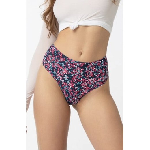 Julimex Cranberries String Maxi stringi damskie ze sklepu intimiti.pl w kategorii Majtki damskie - zdjęcie 187900902